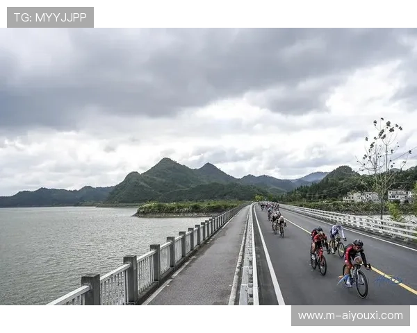 淳安安全体系保障环千岛湖赛，无大面积摔车创完赛纪录